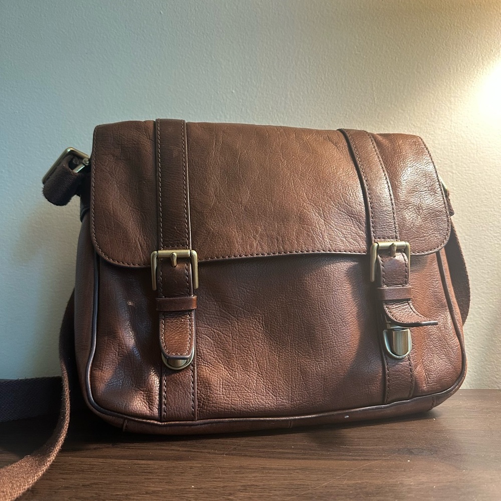 Fossil Estate Cognac Leather Messenger Bag